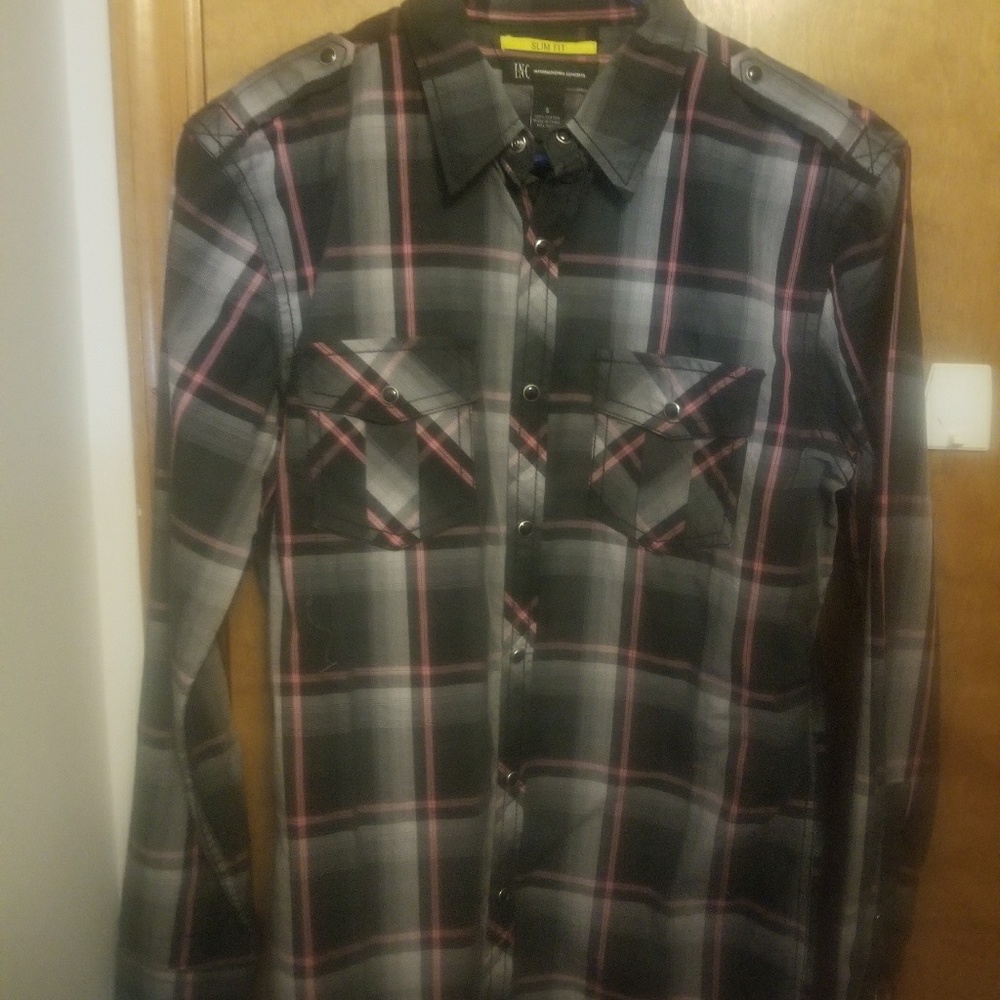 NWOT slim fit checkered shirt